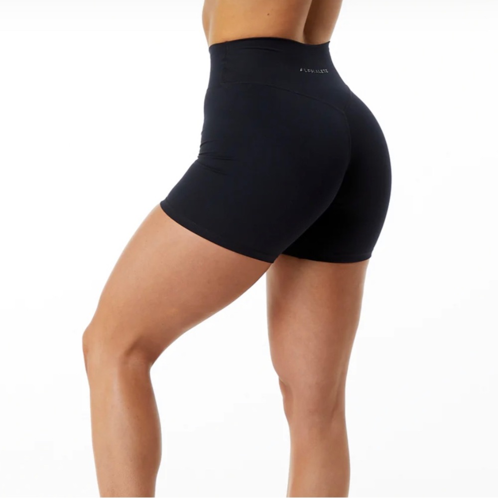Alphalete alphalux shorts